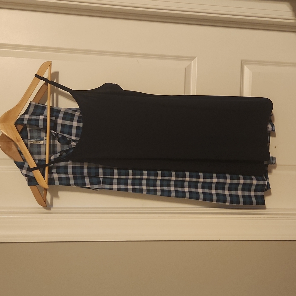 Womens plaid dress. Medium